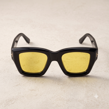 LIWAZO Bold Square Sunglasses – UV400 Protection, Polycarbonate Lenses, Unisex Eyewear