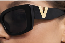 Retro Cat Eye Sunglasses for Women | UV400 Premium Fashion Eyewear | Luxury V Temple Frame